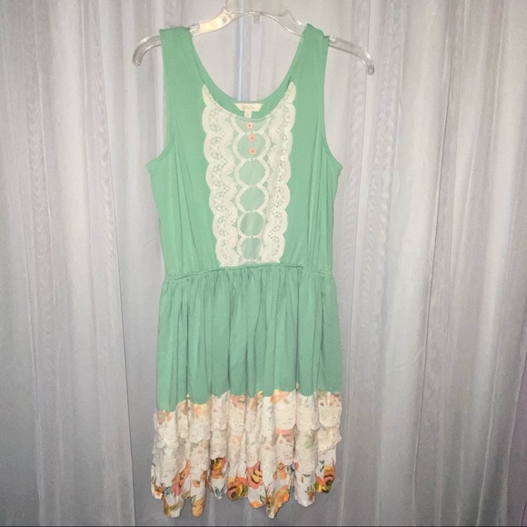 Matilda Jane Dresses & Skirts - Matilda Jane Large L Where Grass Grows Mint Green Sleeveless Floral Lace Dress